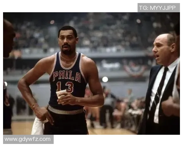 威尔特张伯伦单场得分100分的传奇背后故事与历史意义揭秘