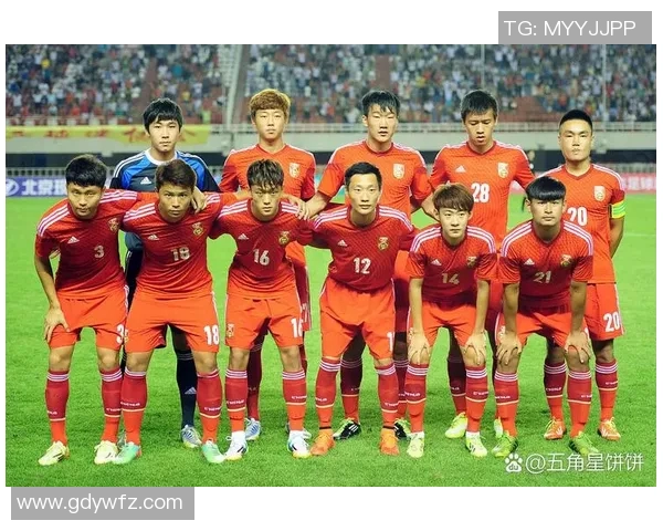 中国男足的足球明星们如何在国际赛场上展现风采与实力