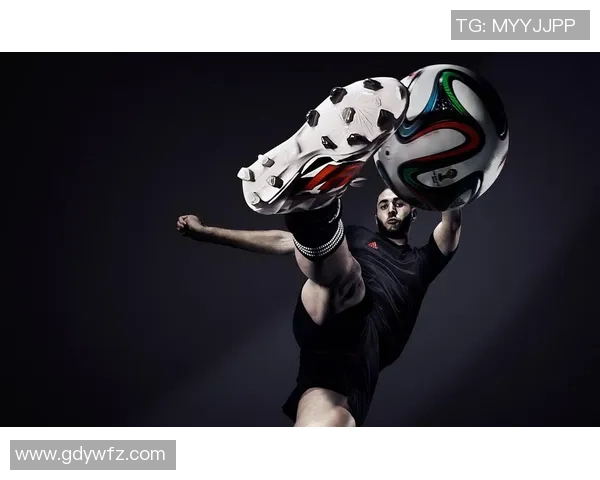 足球明星视频拼图软件助你轻松制作精彩瞬间分享与创作的完美工具