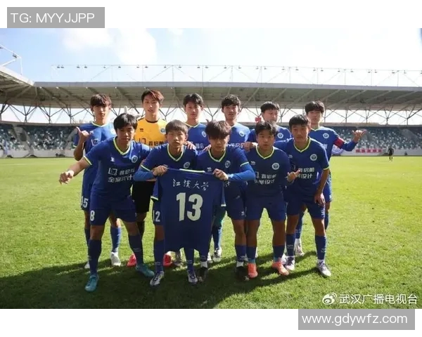 武汉足球明星云集盘点那些曾在这里闪耀的球场巨星