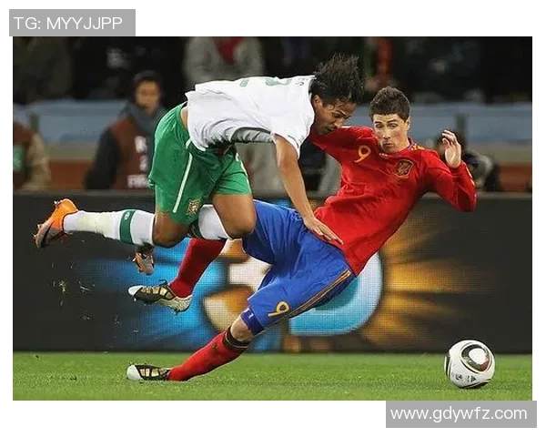 足球明星裸体艺术展现运动之美与人性之光辉的完美结合